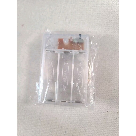 NWT (SET OF 2)  5 Foot Tinsel Christmas Tree Red/ Silver Battery Lighting& Star - Picture 6 of 12